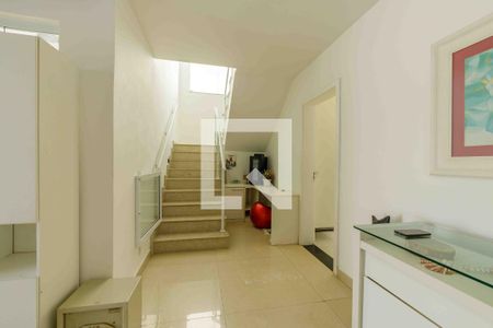 Sala de casa de condomínio à venda com 3 quartos, 400m² em Vargem Pequena, Rio de Janeiro