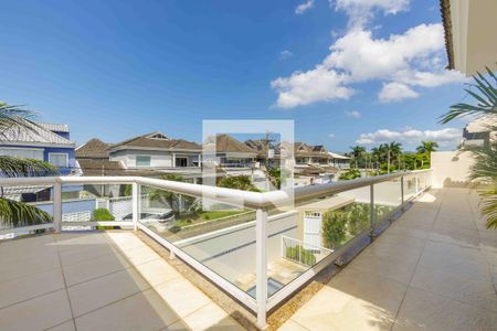 Varanda de casa de condomínio à venda com 3 quartos, 400m² em Vargem Pequena, Rio de Janeiro