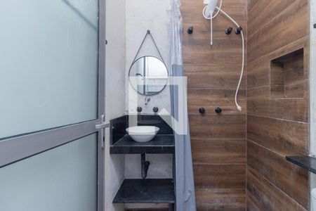 Banheiro de casa para alugar com 1 quarto, 25m² em Ipiranga, São Paulo