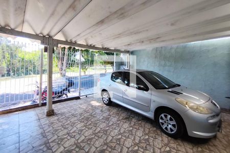 Quintal - Garagem de casa à venda com 4 quartos, 250m² em Jardim Garcia, Campinas