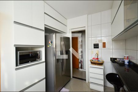 Cozinha de apartamento para alugar com 3 quartos, 216m² em Ipiranga, Belo Horizonte
