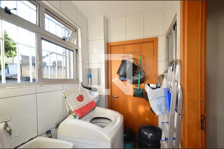 Área de Serviço de apartamento para alugar com 3 quartos, 216m² em Ipiranga, Belo Horizonte