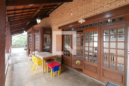 Área Externa de casa à venda com 5 quartos, 1100m² em São Luiz, Belo Horizonte