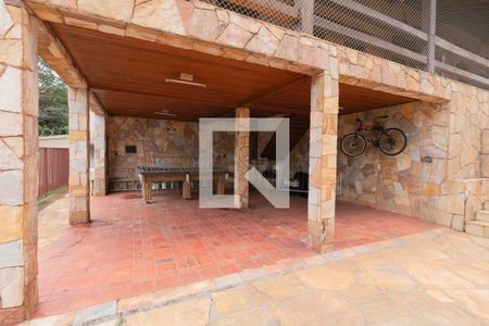 Garagem de casa à venda com 5 quartos, 1100m² em São Luiz, Belo Horizonte