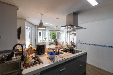 Cozinha de casa à venda com 4 quartos, 306m² em Aberta dos Morros, Porto Alegre