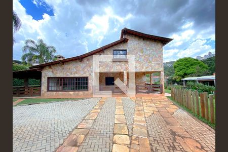 Fachada interna de casa à venda com 5 quartos, 4500m² em Vale dos Cristais, Nova Lima