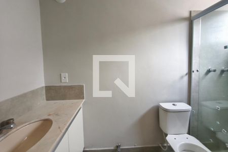 Banheiro Suíte de apartamento à venda com 2 quartos, 100m² em Centro, Campinas