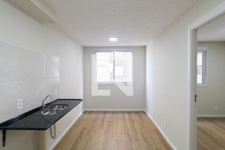 Sala e Cozinha  de apartamento para alugar com 1 quarto, 24m² em Jardim America da Penha, São Paulo