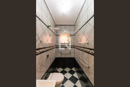 Banheiro de casa para alugar com 1 quarto, 97m² em Vila California, São Paulo