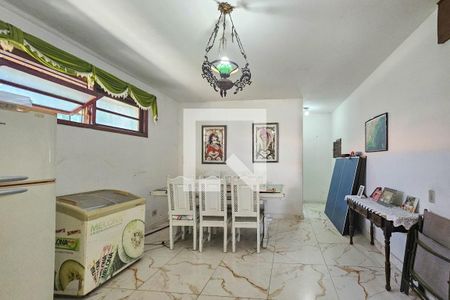 Cozinha de casa para alugar com 4 quartos, 500m² em Jardim Virginia, Guarujá