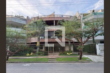 Fachada de apartamento à venda com 3 quartos, 270m² em Recreio Bendeirante, Rio de Janeiro