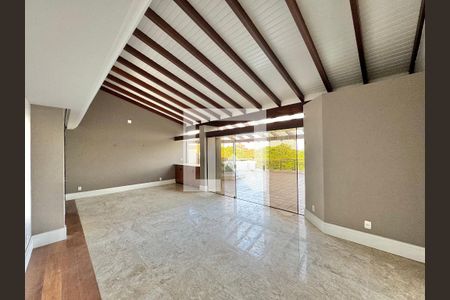 Sala de apartamento à venda com 3 quartos, 270m² em Recreio Bendeirante, Rio de Janeiro