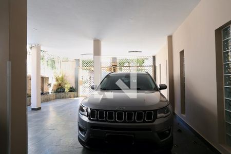 Garagem de apartamento à venda com 5 quartos, 230m² em Santo Antônio, Belo Horizonte
