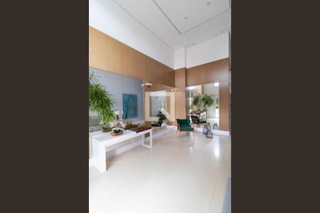 Área Comum - Hall de Entrada de apartamento à venda com 3 quartos, 213m² em Cambuí, Campinas