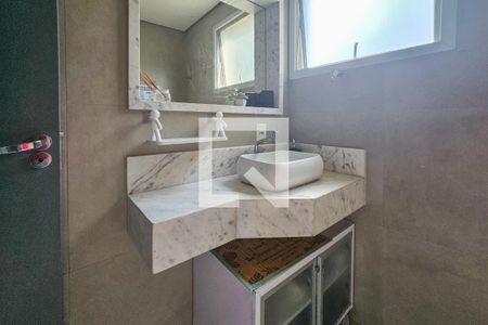 Banheiro de apartamento para alugar com 3 quartos, 75m² em Vila Julia, Guarujá