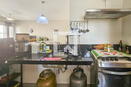 Cozinha de apartamento para alugar com 3 quartos, 75m² em Vila Julia, Guarujá