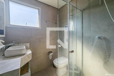 Banheiro de apartamento para alugar com 3 quartos, 75m² em Vila Julia, Guarujá