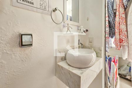 Área de serviço de apartamento para alugar com 3 quartos, 75m² em Vila Julia, Guarujá