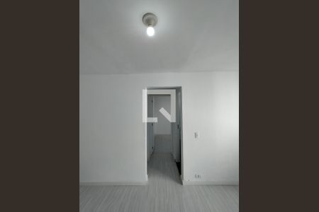 Sala de apartamento para alugar com 2 quartos, 51m² em Jardim Celeste, São Paulo
