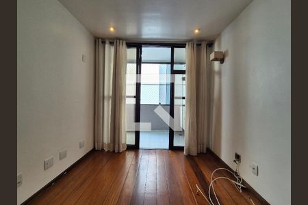 Sala de apartamento para alugar com 3 quartos, 79m² em Recreio dos Bandeirantes, Rio de Janeiro
