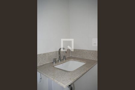 Banheiro de apartamento à venda com 1 quarto, 40m² em Jardim Paulista, São Paulo