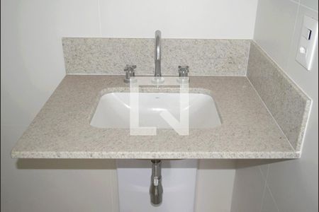 Banheiro de apartamento à venda com 1 quarto, 37m² em Jardim Paulista, São Paulo