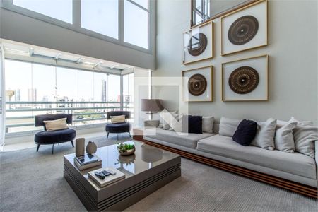 Apartamento à venda com 4 quartos, 290m² em Vila Gomes Cardim, São Paulo
