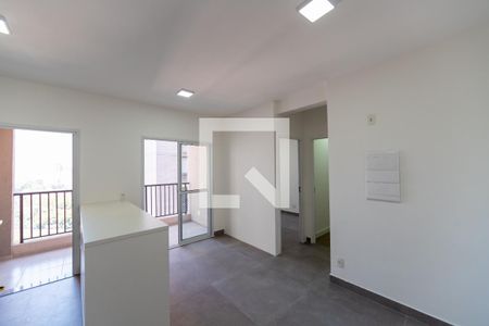 Sala_Cozinha_Conjugada de apartamento para alugar com 2 quartos, 52m² em Alphaville Empresarial, Barueri