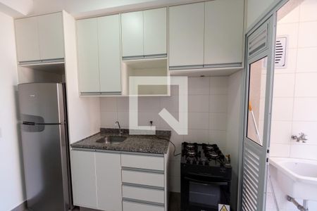 Sala_Cozinha_Conjugada de apartamento para alugar com 2 quartos, 52m² em Alphaville Empresarial, Barueri