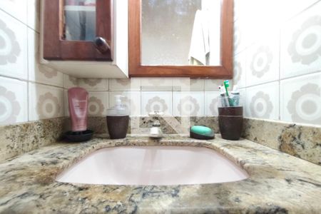 Banheiro de apartamento para alugar com 2 quartos, 63m² em Conjunto Residencial Parque Bandeirantes, Campinas