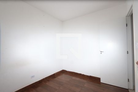 Quarto 1 de apartamento para alugar com 2 quartos, 47m² em Vila Antonieta, São Paulo