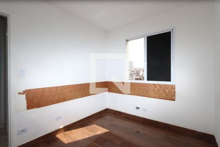 Quarto 1 de apartamento para alugar com 2 quartos, 47m² em Vila Antonieta, São Paulo