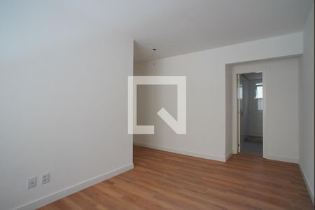 Suíte de apartamento para alugar com 3 quartos, 110m² em Jardim Itu, Porto Alegre