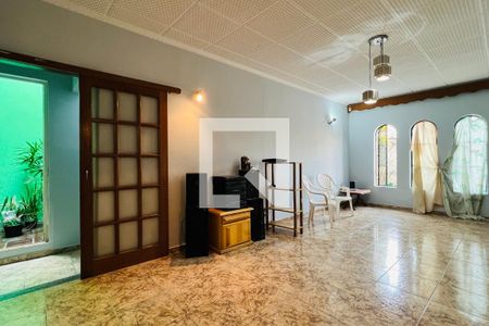 Sala de casa para alugar com 4 quartos, 228m² em Vila Rosalia, Guarulhos