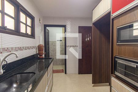 Cozinha de casa para alugar com 3 quartos, 126m² em Cajuru, Curitiba