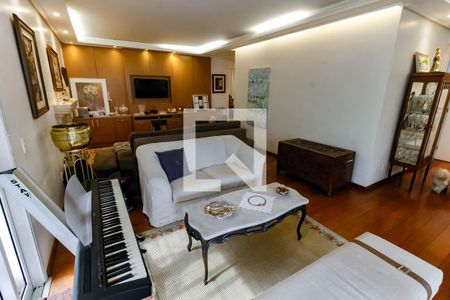 Sala de apartamento à venda com 4 quartos, 190m² em Real Parque, São Paulo