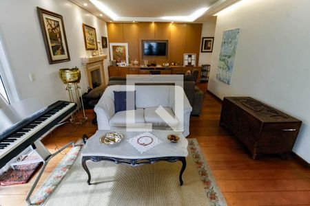 Sala de apartamento à venda com 4 quartos, 190m² em Real Parque, São Paulo