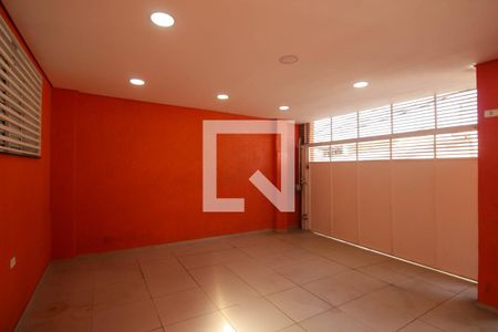 Garagem de casa à venda com 5 quartos, 250m² em Vila Cunha Bueno, São Paulo