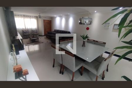 Sala de casa à venda com 4 quartos, 302m² em Parque das Nações, Santo André