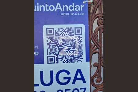 plaquinha qr de casa para alugar com 3 quartos, 160m² em Vila Luzita, Santo André