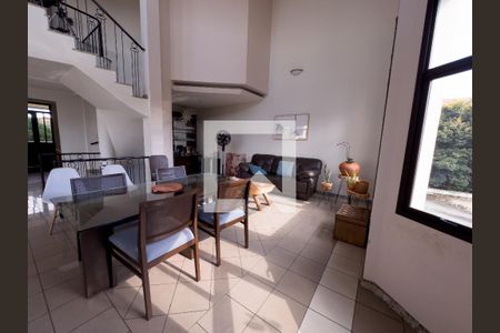 Sala de casa à venda com 2 quartos, 541m² em Santa Amélia, Belo Horizonte