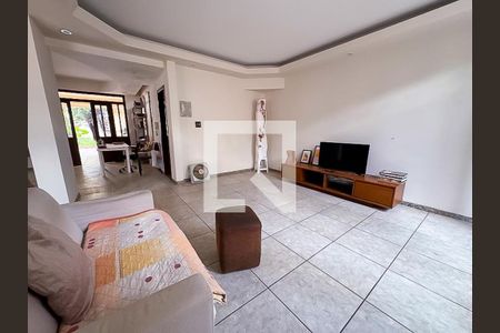 Sala de casa à venda com 2 quartos, 541m² em Santa Amélia, Belo Horizonte
