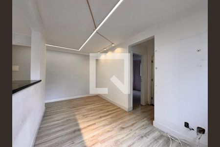 Sala de apartamento à venda com 2 quartos, 50m² em Parque Sao Vicente, Santo André