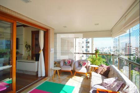 Varanda de apartamento à venda com 3 quartos, 186m² em Petrópolis, Porto Alegre