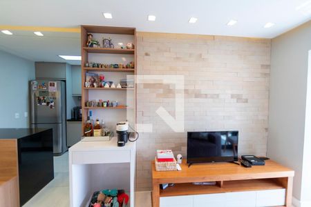 Sala de apartamento à venda com 2 quartos, 66m² em Empresarial 18 do Forte, Barueri