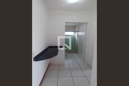 Banheiro Corredor de apartamento para alugar com 1 quarto, 140m² em São Luiz, São José