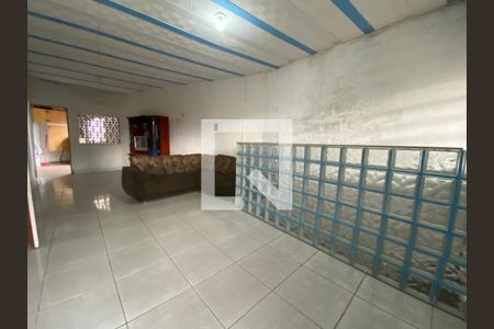 Sala 3 de casa à venda com 8 quartos, 136m² em Regina, Contagem