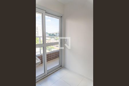 Área de serviço de apartamento para alugar com 2 quartos, 72m² em Vila Formosa, Jacareí