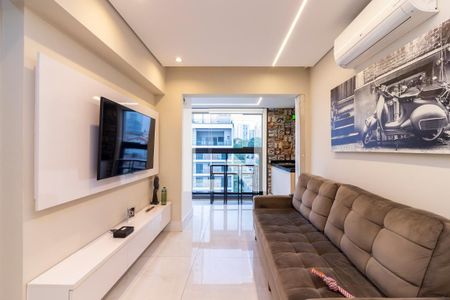 Sala de apartamento para alugar com 2 quartos, 57m² em Vila Ester (zona Norte), São Paulo