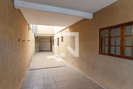 Garagem de casa à venda com 4 quartos, 220m² em Parque Vitoria, São Paulo